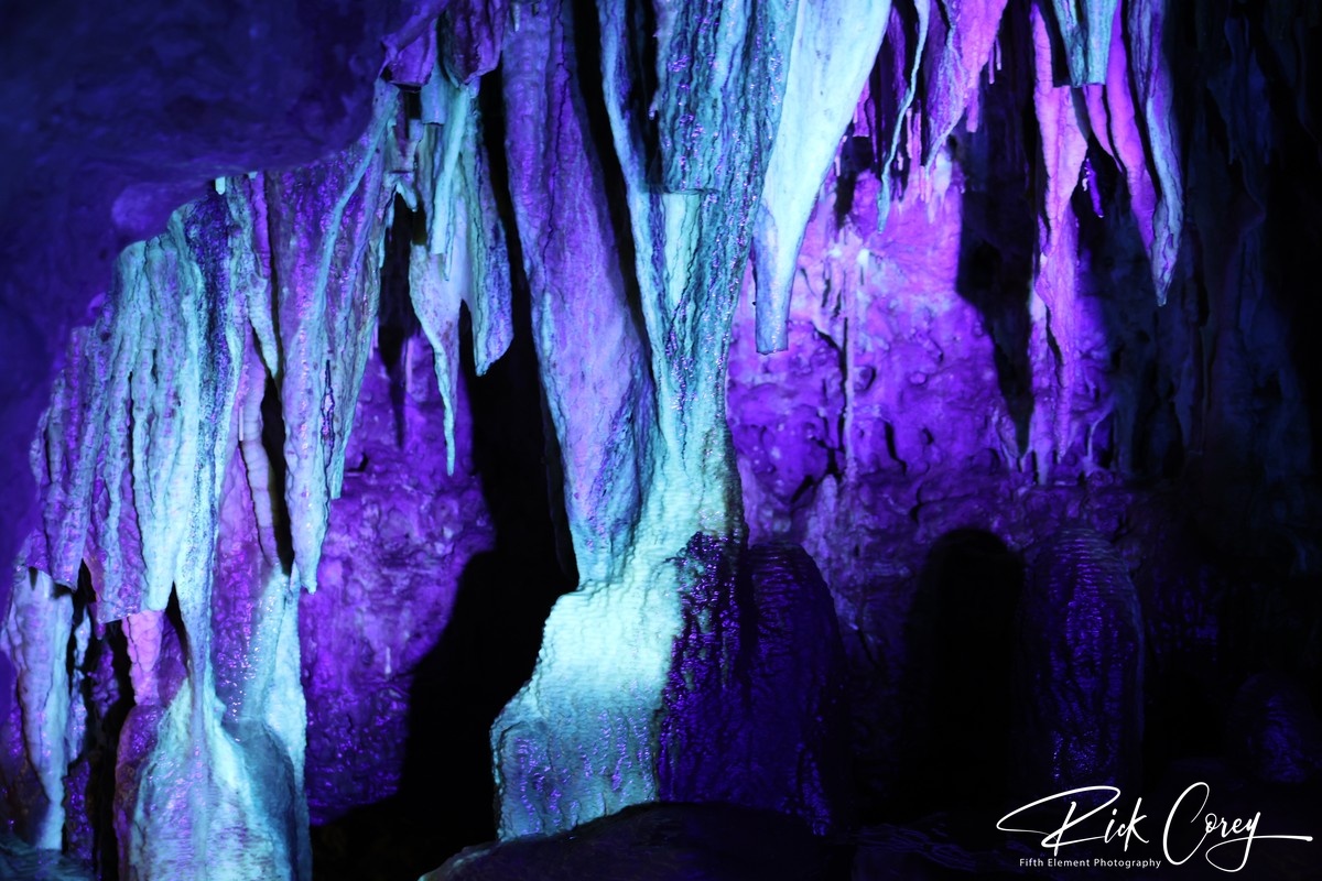 Crystal Curtain: Cave of the Mounds Electric Light